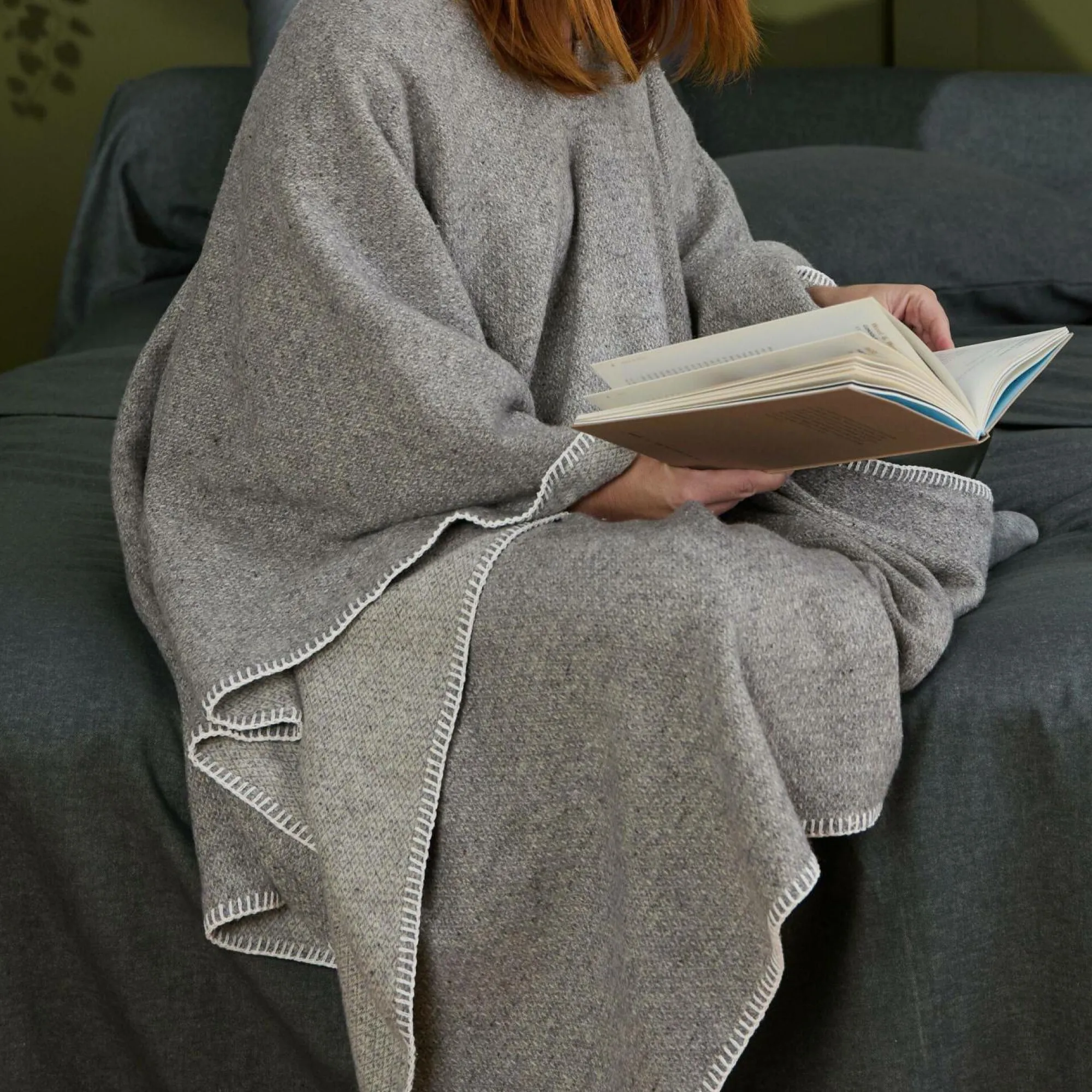 Camif Plaids|Plaids>Plaid poncho multifonction en laine Pema -